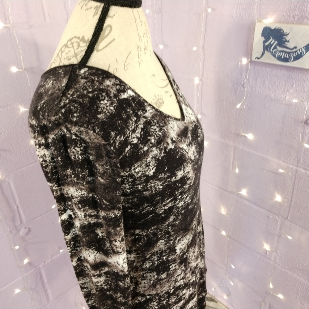 Cynthia Rowley Handkerchief Vneck Top